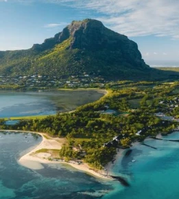 Paradis Beachcomber Golf Resort and Spa