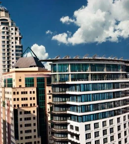 Davinci Hotel and Suites