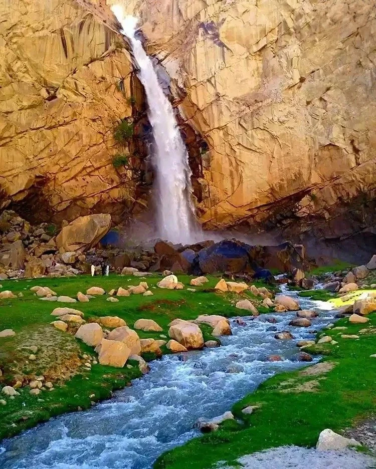 Khamosh Waterfall